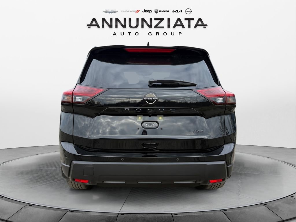 New 2026 Nissan Rogue Dark Armor image 4