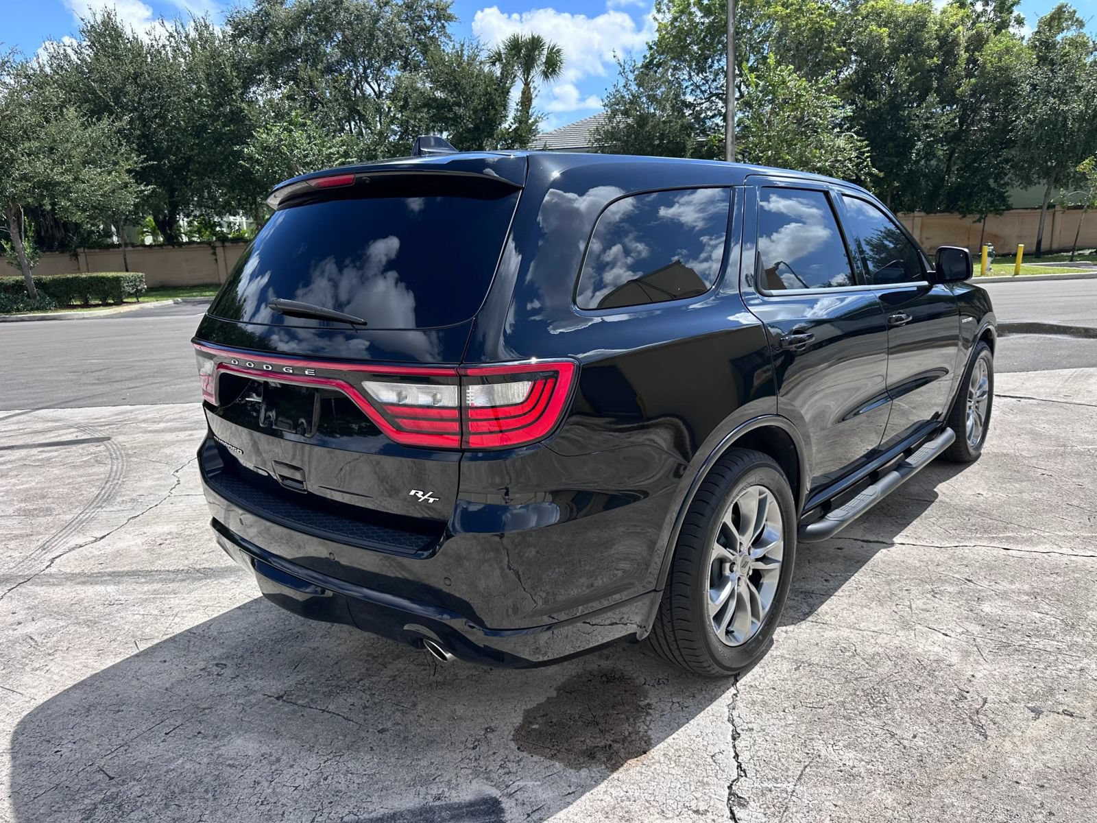 Used 2020 Dodge Durango R/T w/ Technology Group RWD image 5