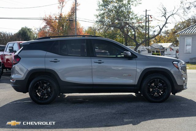 Used 2023 GMC Terrain AT4 w/ Tech Package image 4