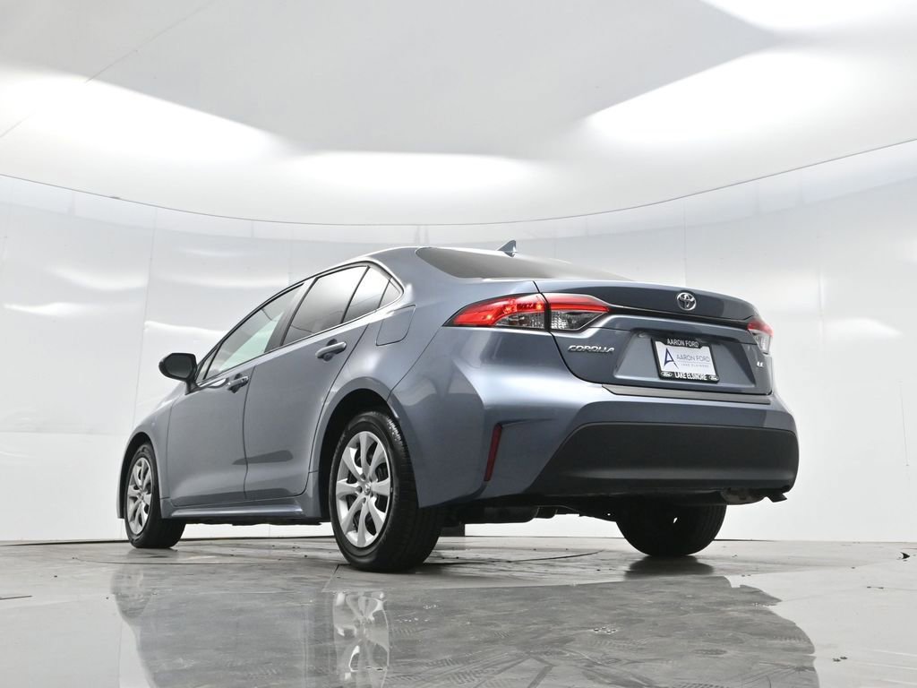 Used 2025 Toyota Corolla LE image 60