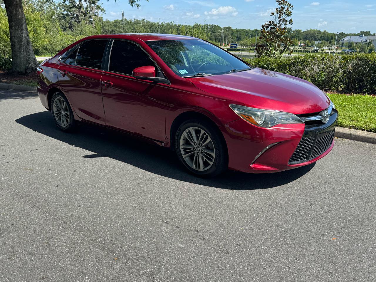 Used 2016 Toyota Camry SE FWD image 30