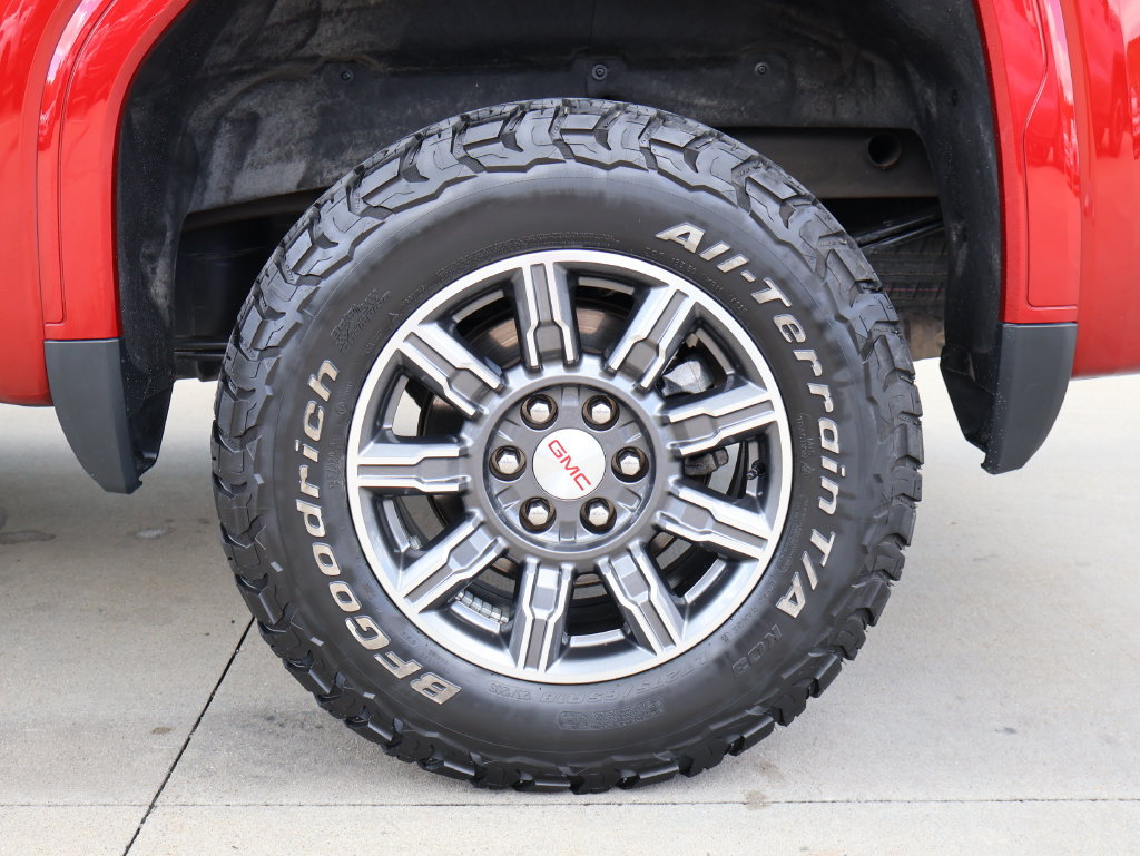 Certified 2024 GMC Sierra 1500 AT4 w/ Technology Package AWD/4WD image 48