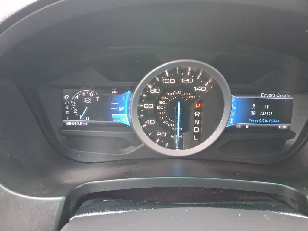 Used 2012 Ford Explorer XLT FWD image 18