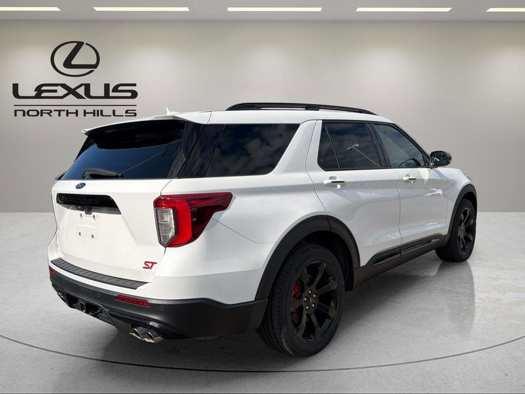 Used 2023 Ford Explorer ST w/ Equipment Group 401A image 6