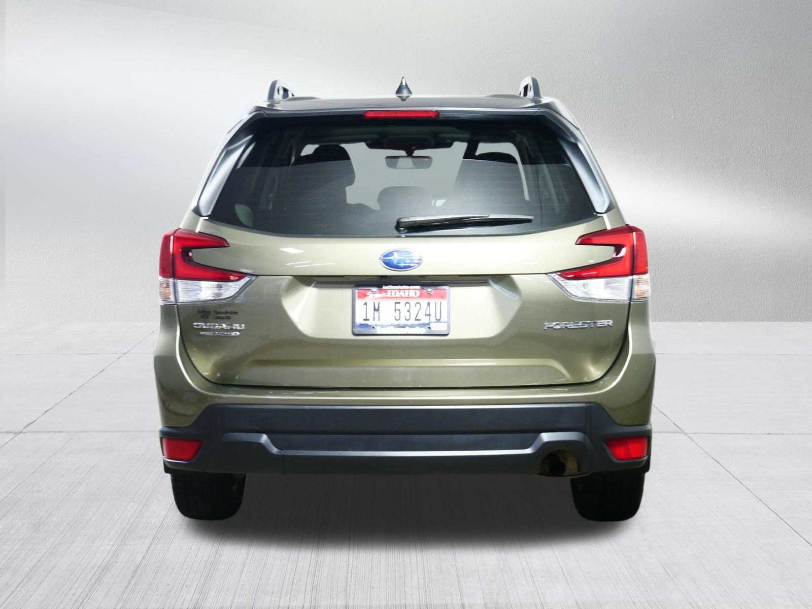 Used 2024 Subaru Forester Premium AWD/4WD image 6