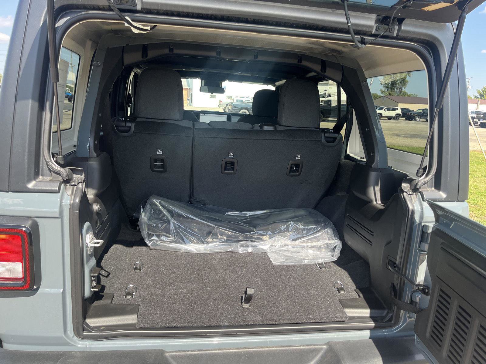 New 2025 Jeep Wrangler Sport S image 36