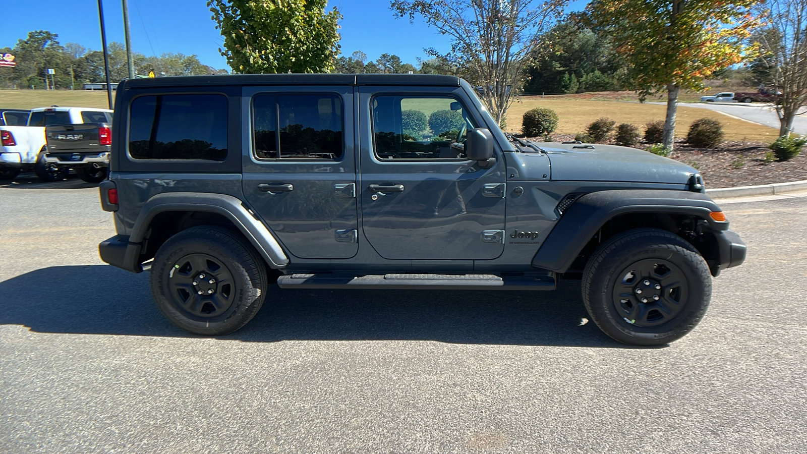 New 2026 Jeep Wrangler Sport AWD/4WD image 7