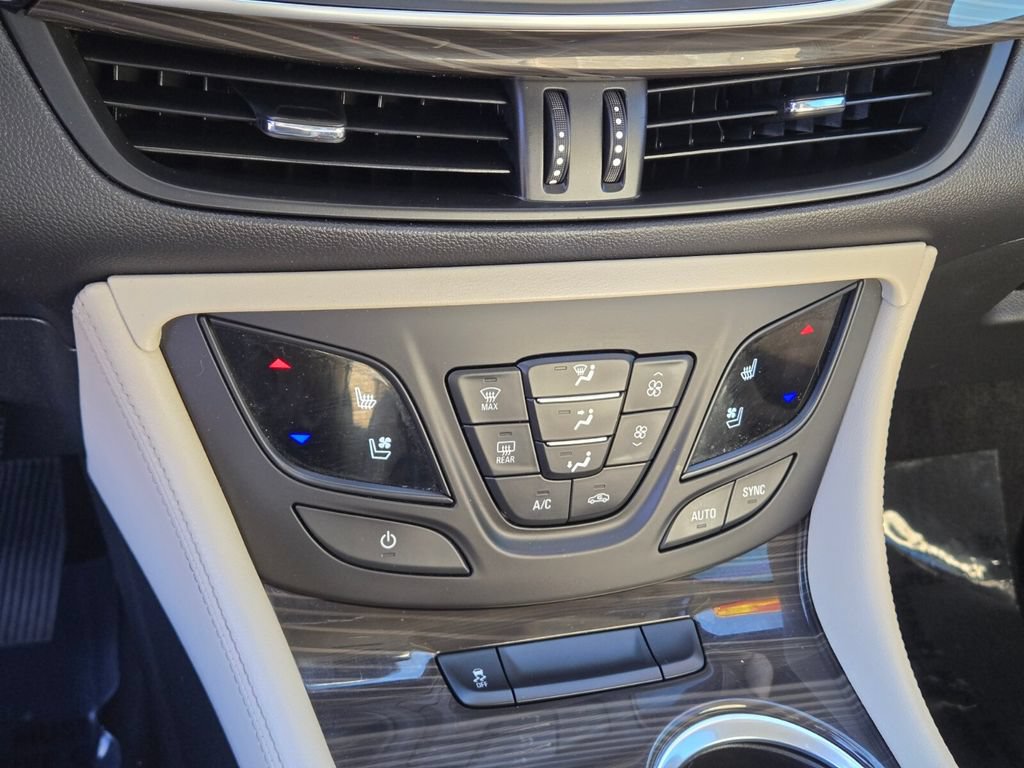 Used 2020 Buick Envision Premium w/ LPO, Active Package AWD/4WD image 21