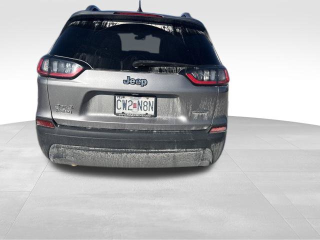 Used 2019 Jeep Cherokee Latitude Plus AWD/4WD image 16