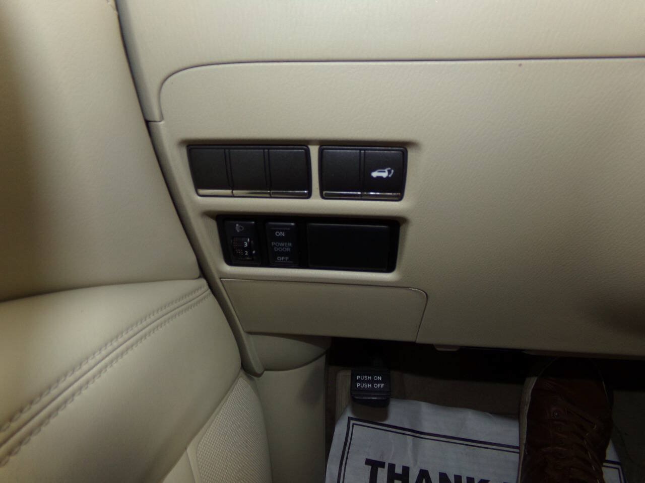 Used 2013 INFINITI QX56 4WD w/ Deluxe Touring Pkg image 63