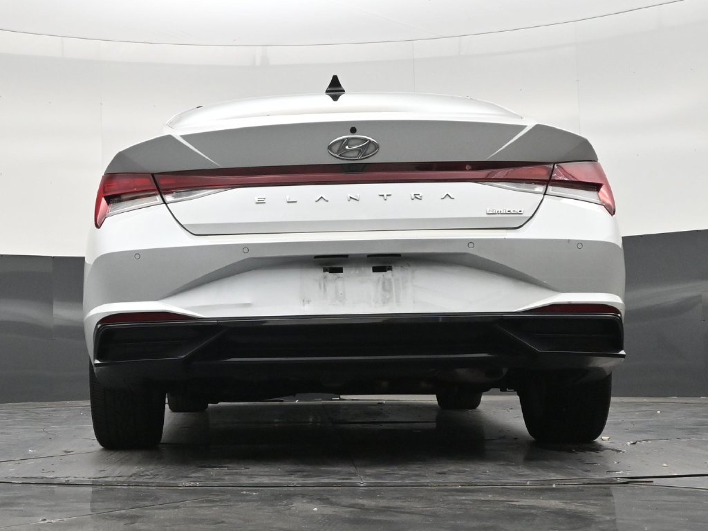 Used 2022 Hyundai Elantra Limited w/ Cargo Package FWD image 22