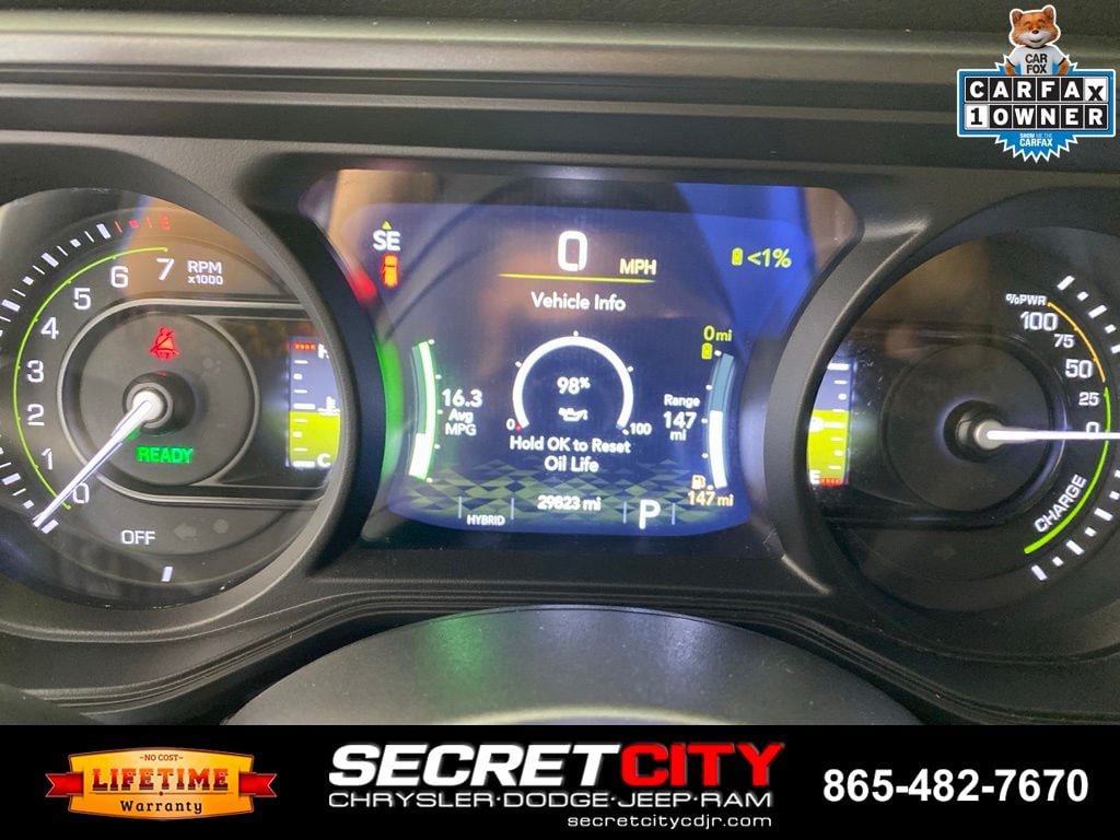 Used 2024 Jeep Wrangler Unlimited AWD/4WD image 17