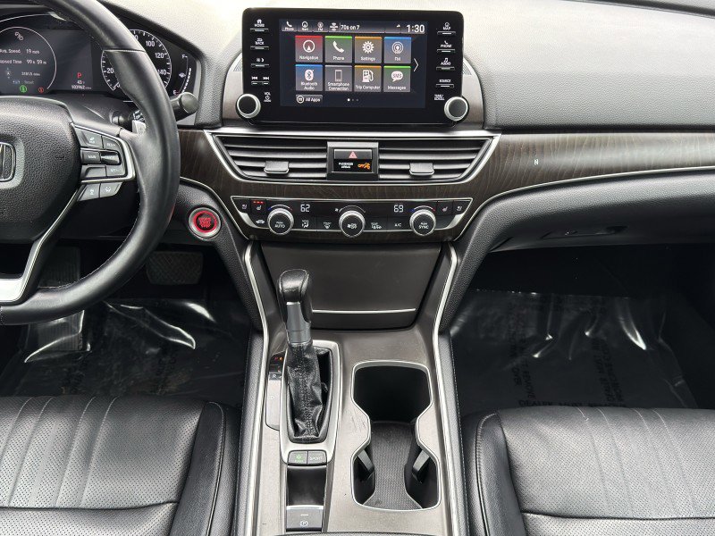 Used 2018 Honda Accord Touring image 22