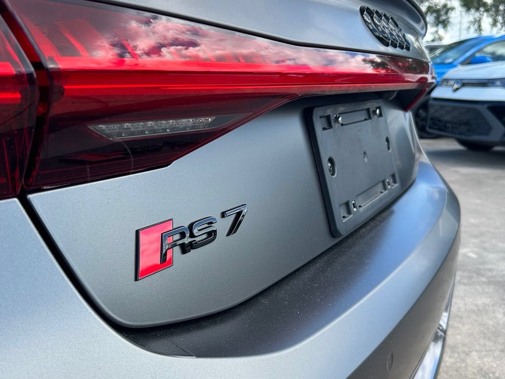 Used 2023 Audi RS 7 Sportback AWD/4WD image 46