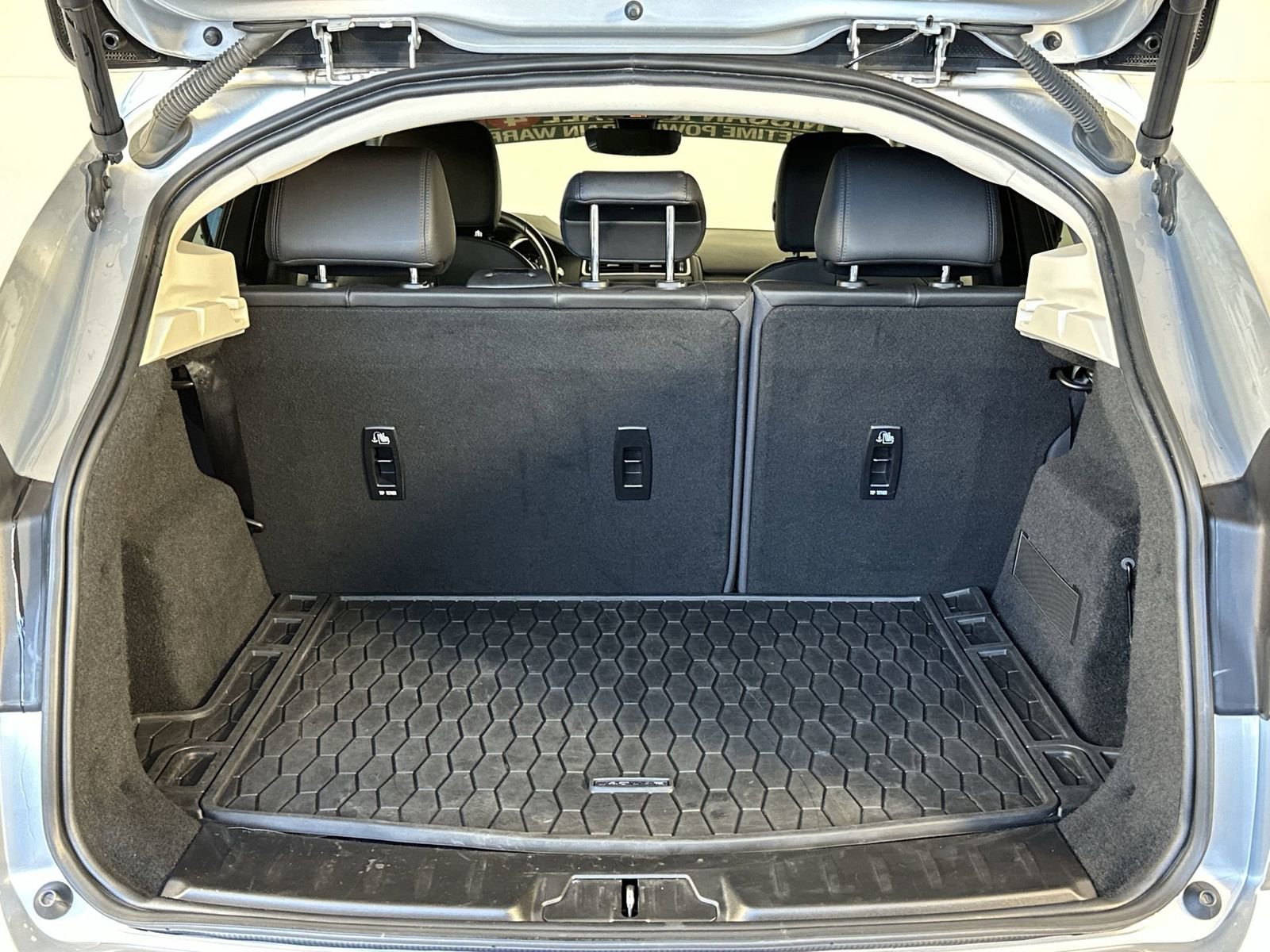 Used 2019 Jaguar E-PACE S image 25