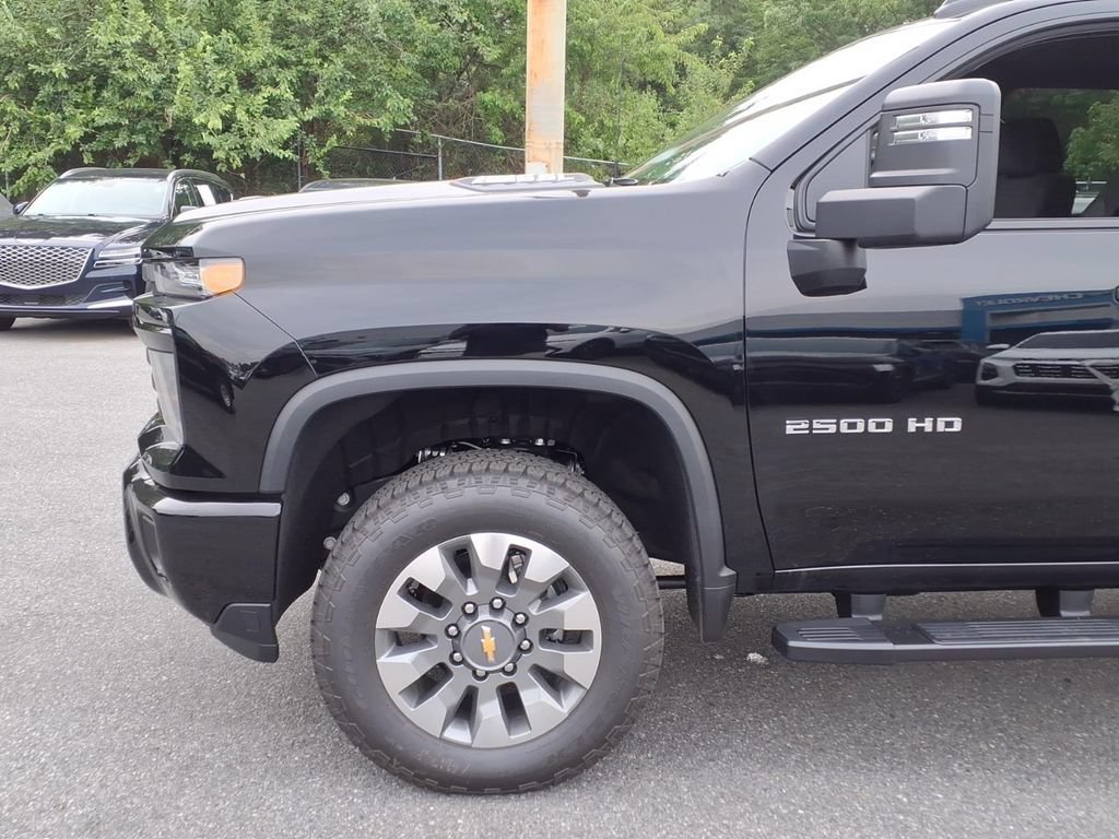New 2026 Chevrolet Silverado 2500 Custom w/ Custom Convenience Package AWD/4WD image 7