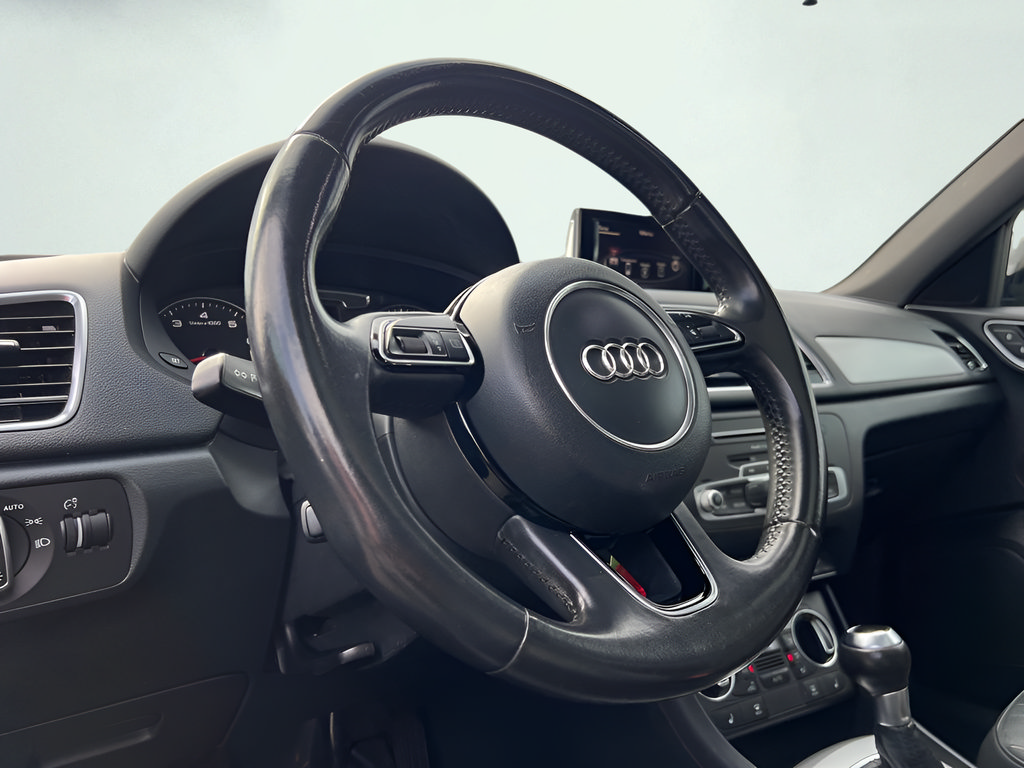 Used 2018 Audi Q3 2.0T Premium FWD image 37