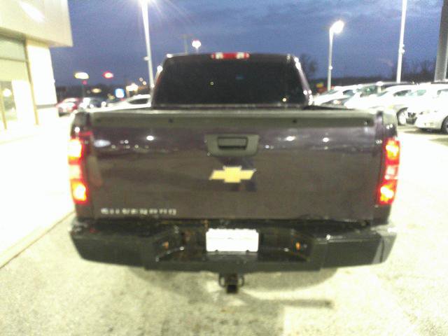 Used 2008 Chevrolet Silverado 1500 W/T w/ Towing Package image 2
