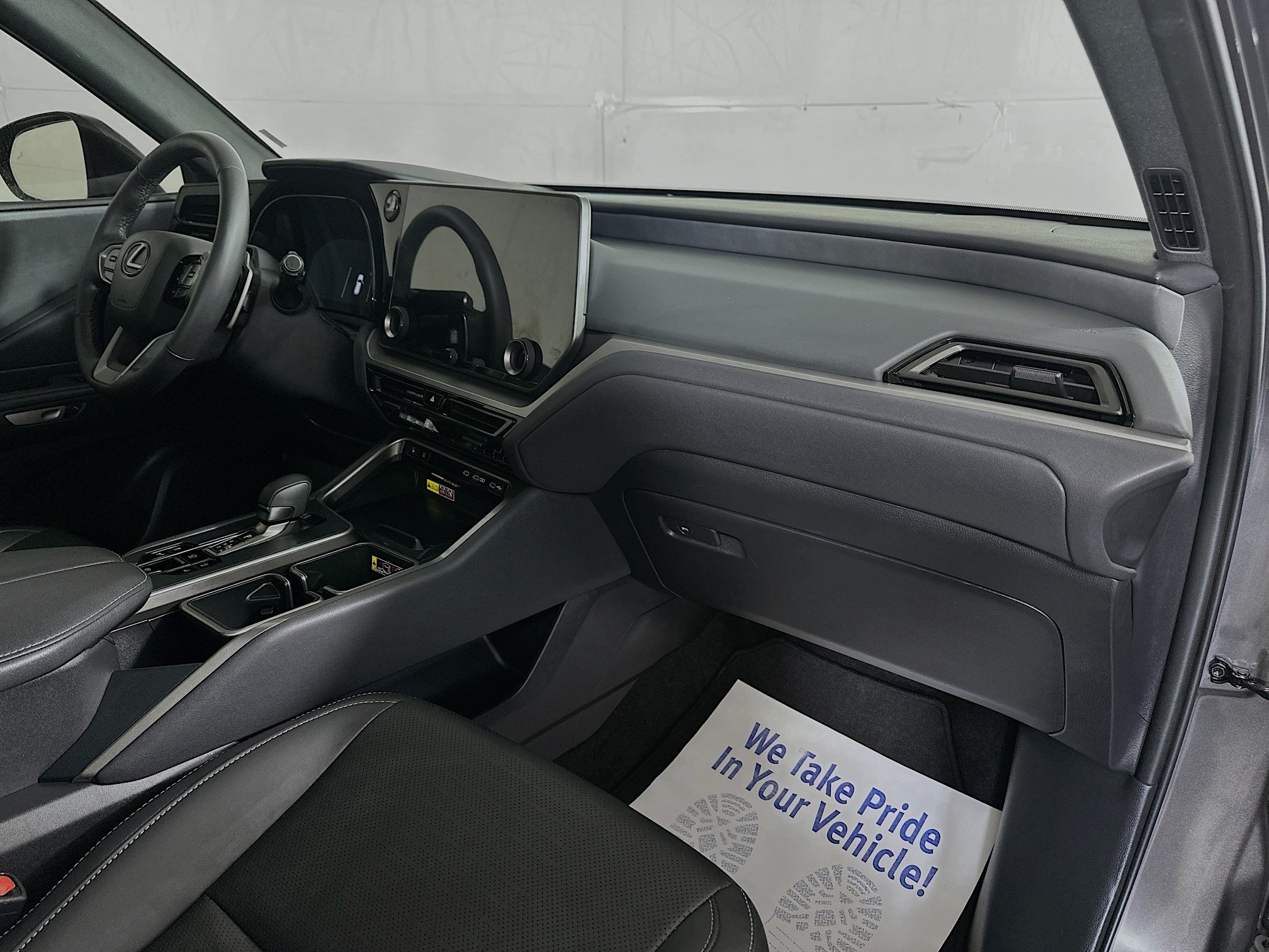 Certified 2025 Lexus TX 350 AWD w/ Technology Package image 29