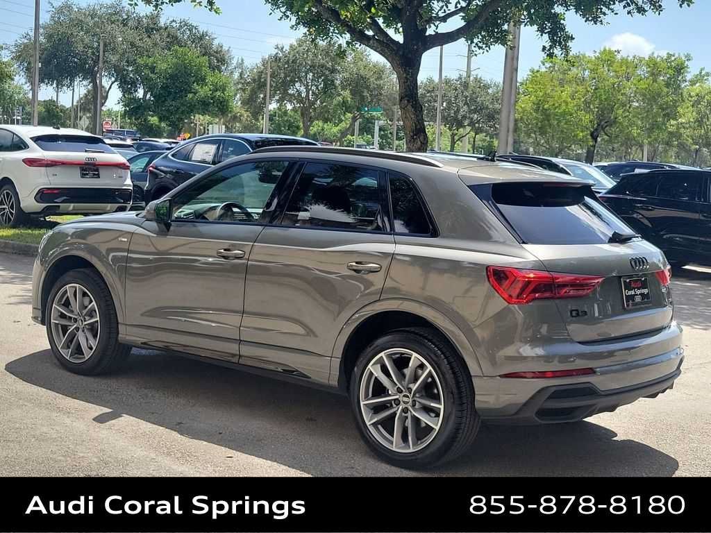 Certified 2024 Audi Q3 2.0T Premium AWD/4WD image 12