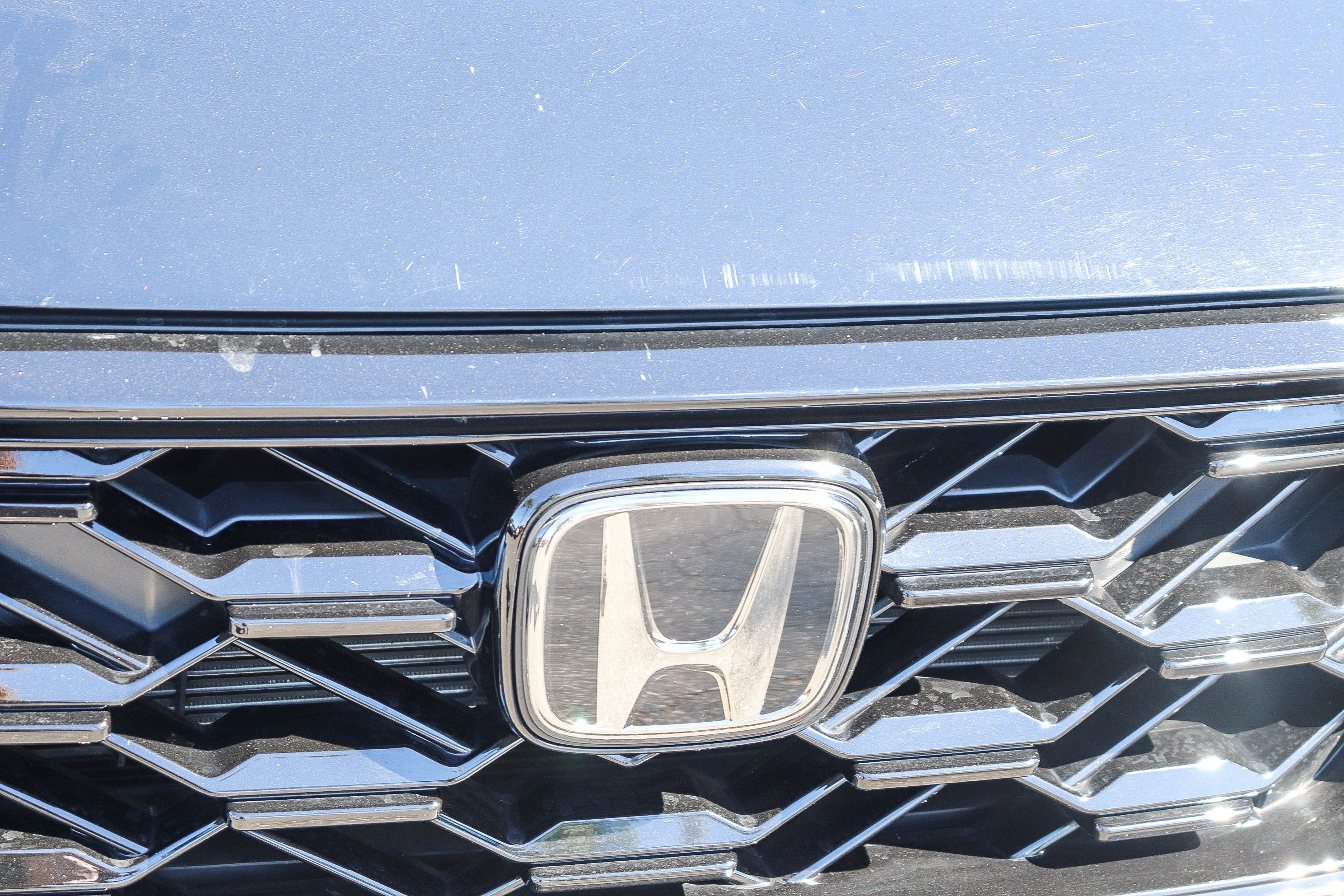 Used 2025 Honda CR-V Sport-L image 4