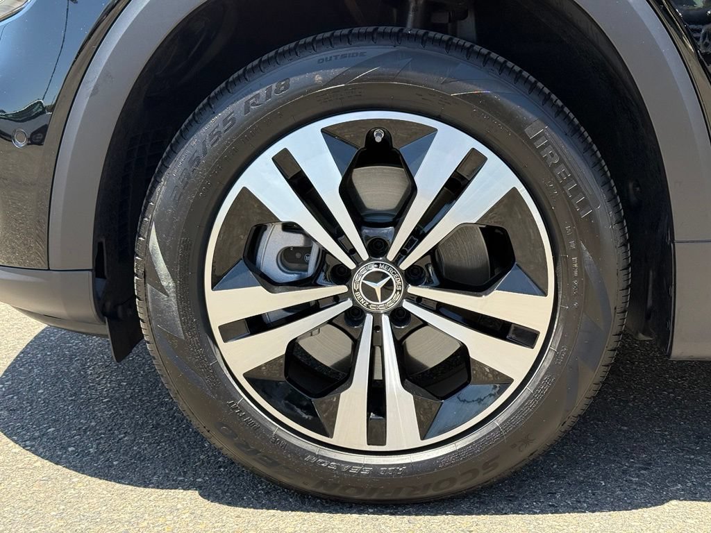 Certified 2026 Mercedes-Benz GLB 250 4MATIC image 14
