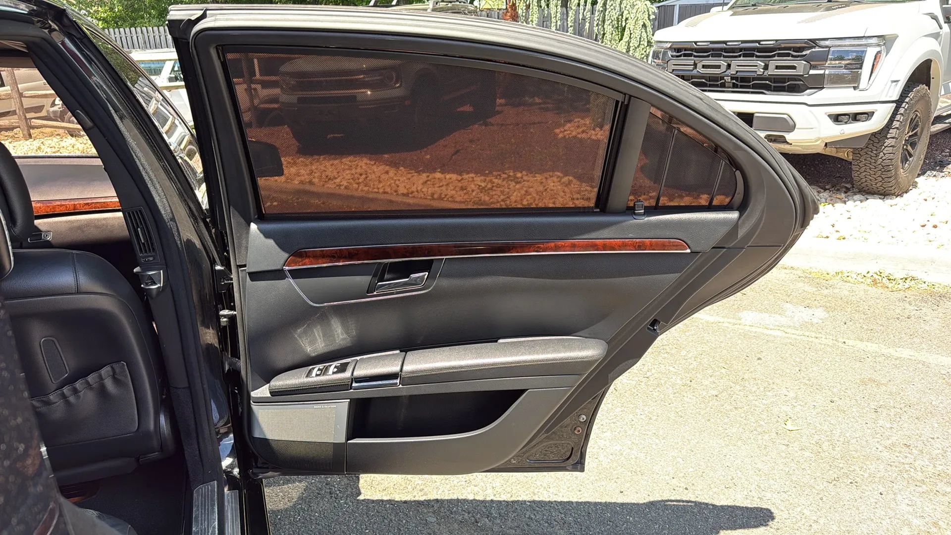 Used 2011 Mercedes-Benz S 550 4MATIC image 15