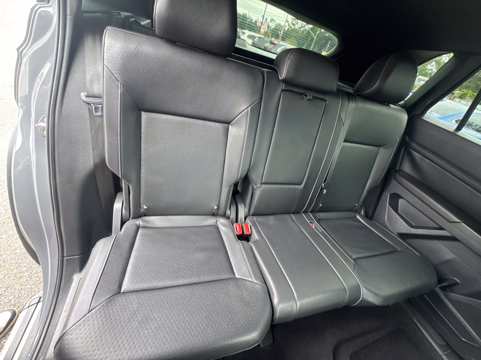 Used 2020 Volkswagen Atlas Cross Sport SE w/ Towing Package FWD image 18