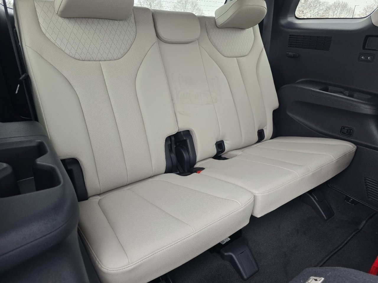 Used 2022 Hyundai Palisade SEL w/ Premium Package image 20