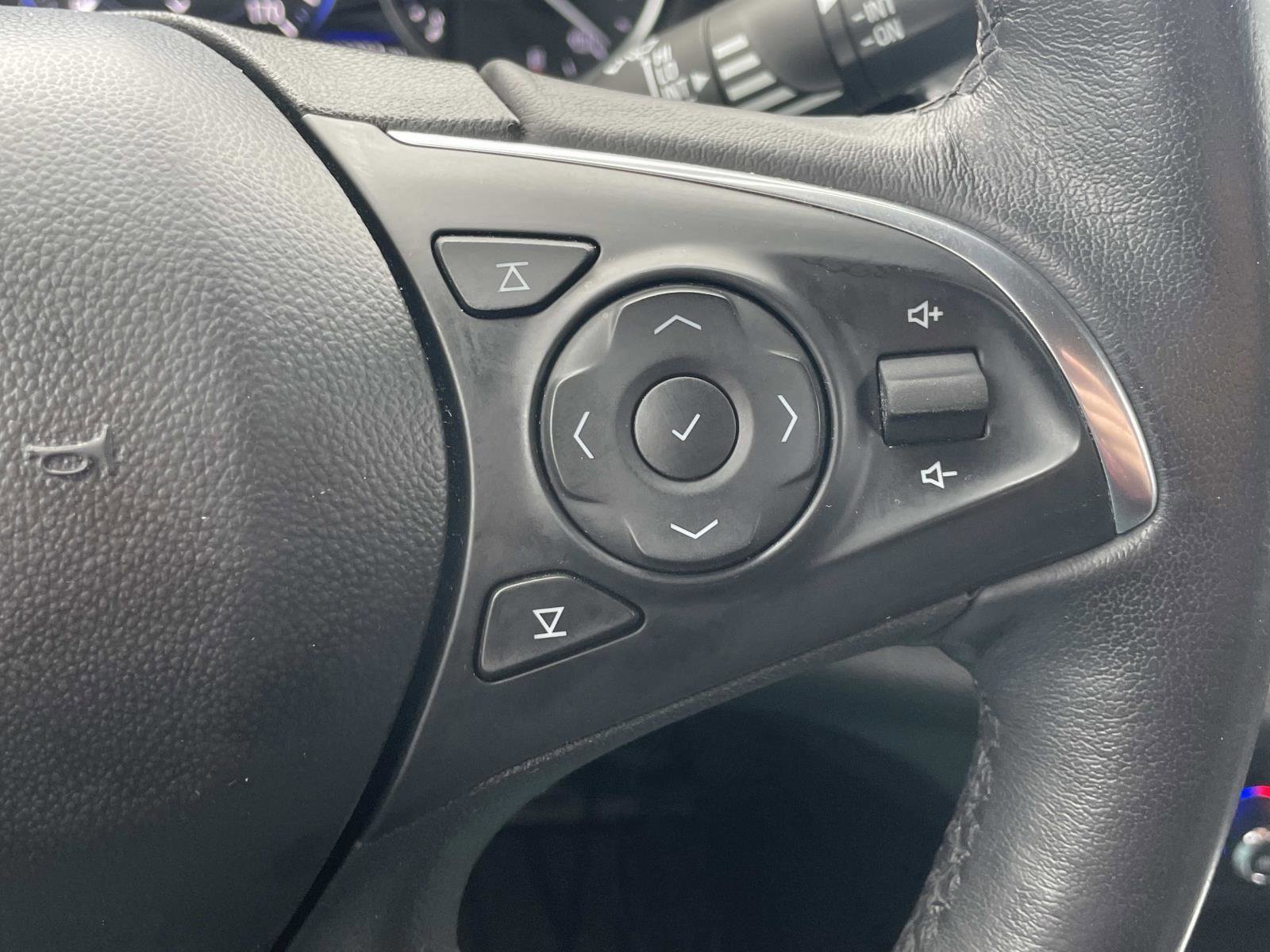 Used 2020 Buick Enclave Avenir w/ Avenir Technology Package image 29