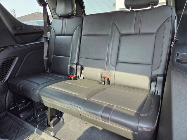 Used 2024 Chevrolet Tahoe RST w/ Luxury Package AWD/4WD image 13