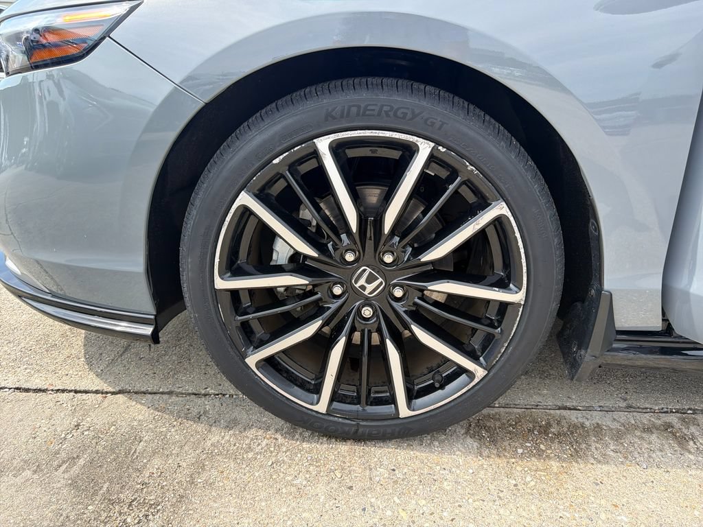 Used 2023 Honda Accord Touring image 27