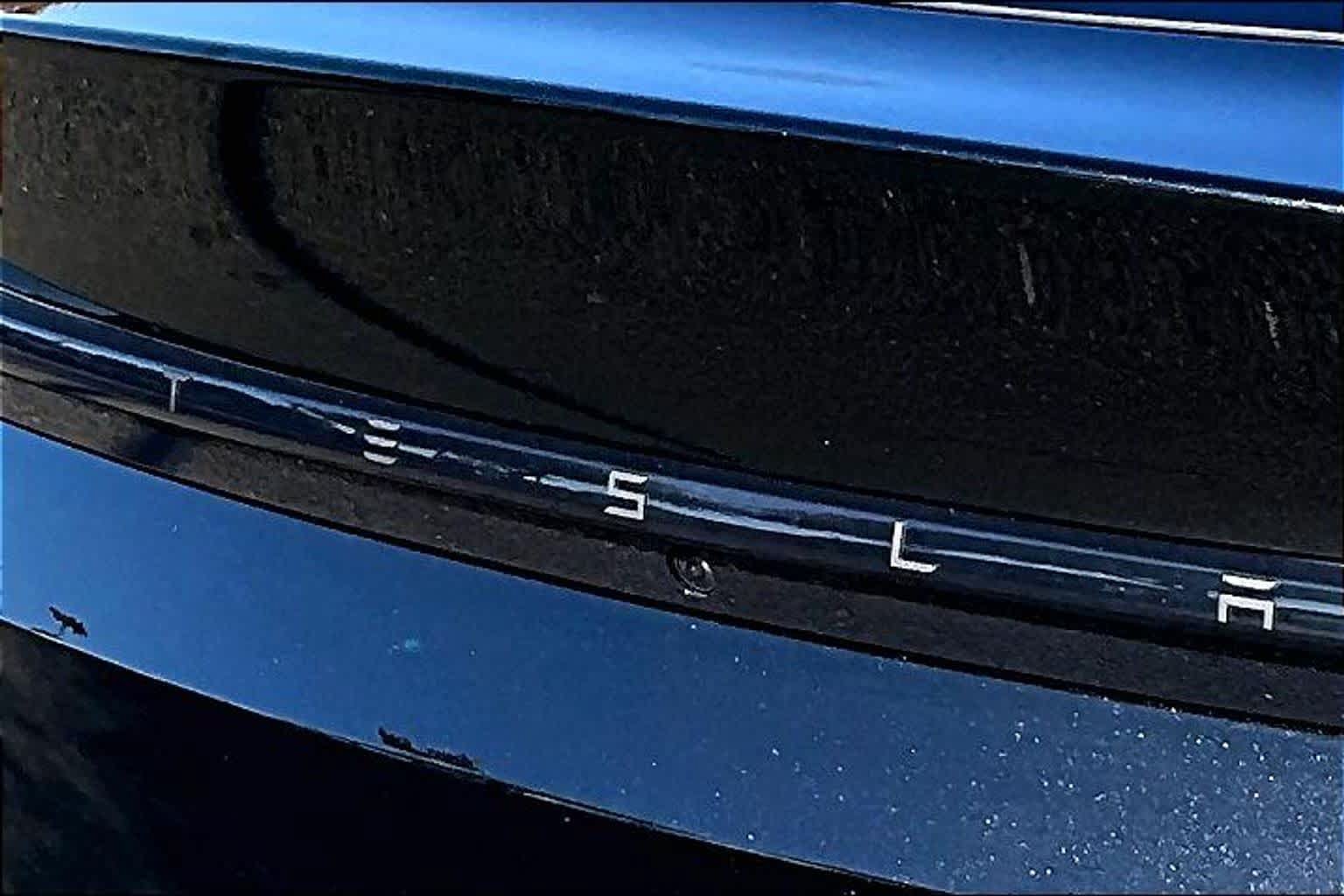 Used 2026 Tesla Model Y 2WD image 9