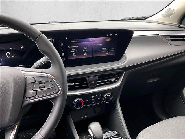 Used 2024 Buick Encore GX Preferred w/ Advanced Technology Package FWD image 8