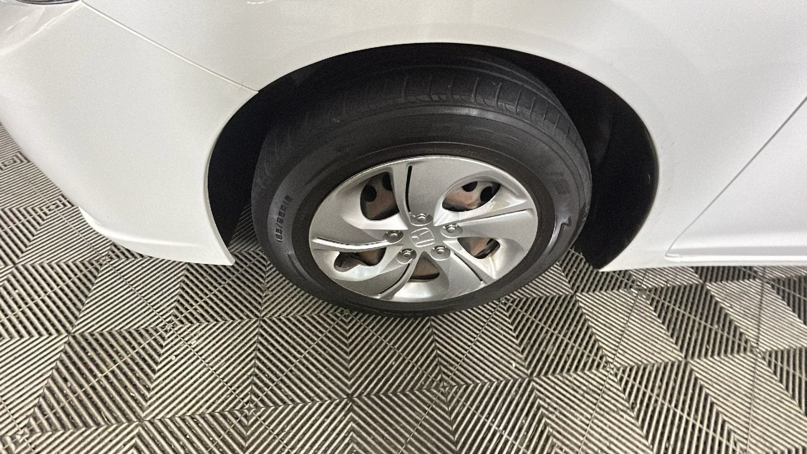 Used 2015 Honda Civic LX image 9