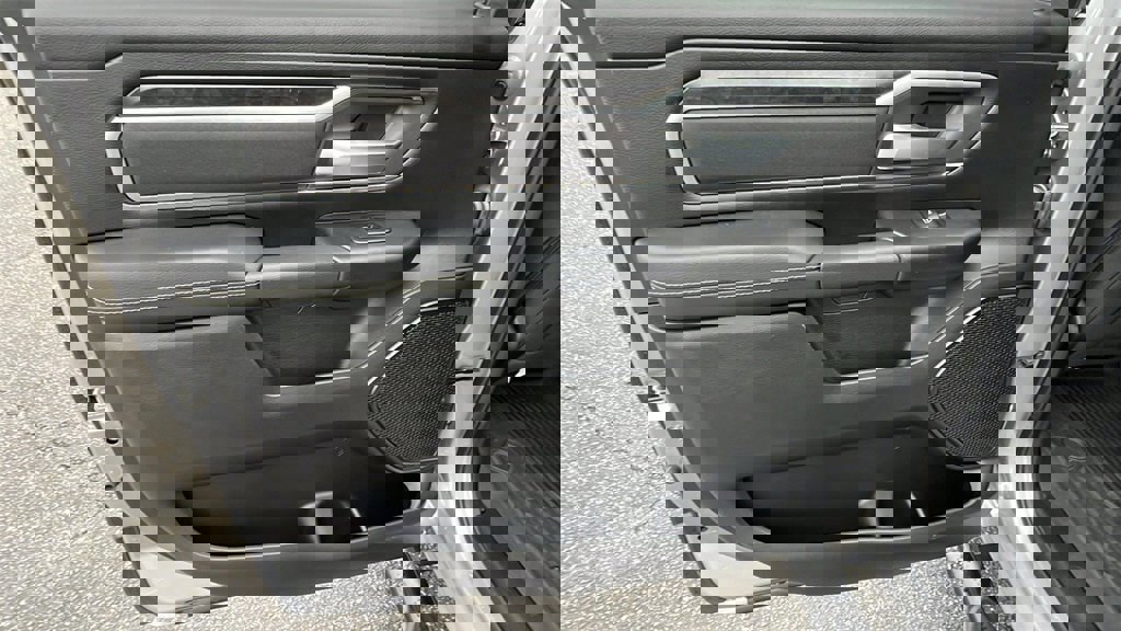 Used 2024 RAM 1500 Big Horn image 19