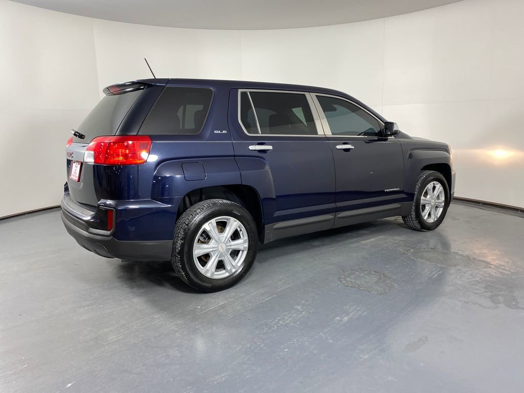 Used 2017 GMC Terrain SLE image 6