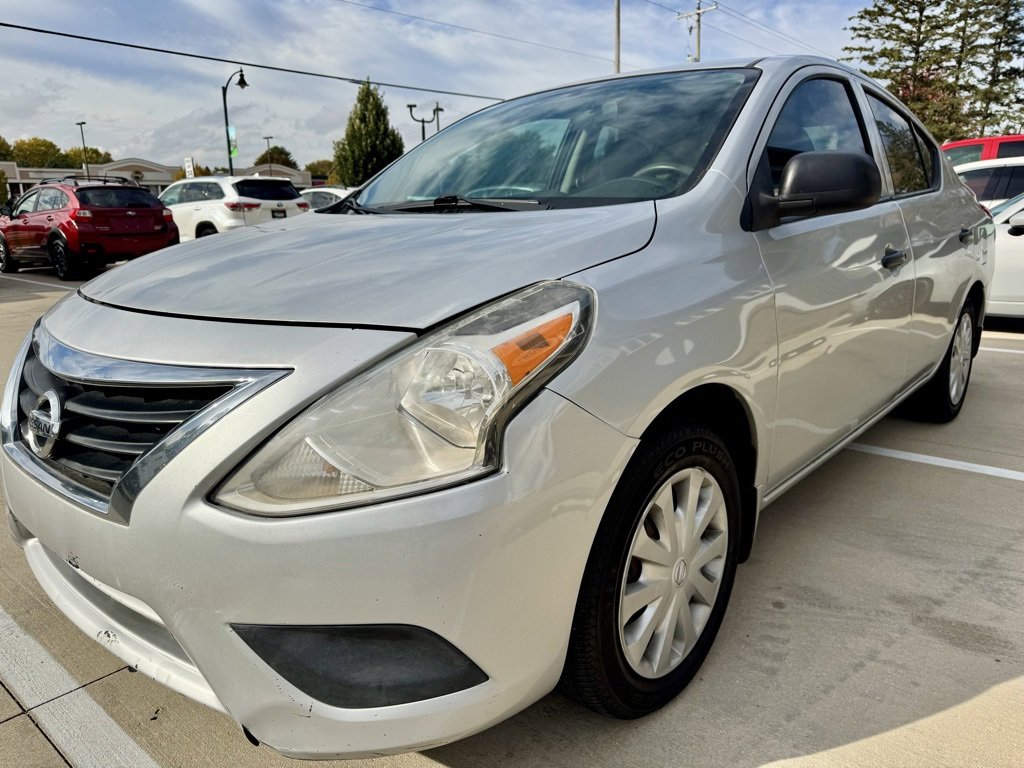 Used 2015 Nissan Versa S Plus image 4