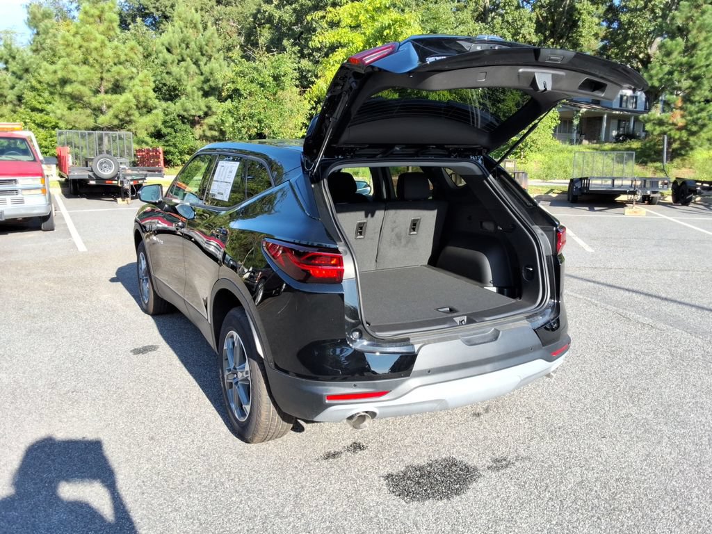 New 2026 Chevrolet Blazer LT FWD image 13