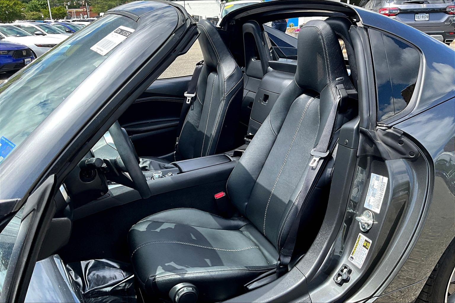 Used 2021 MAZDA MX-5 Miata RF Grand Touring image 25