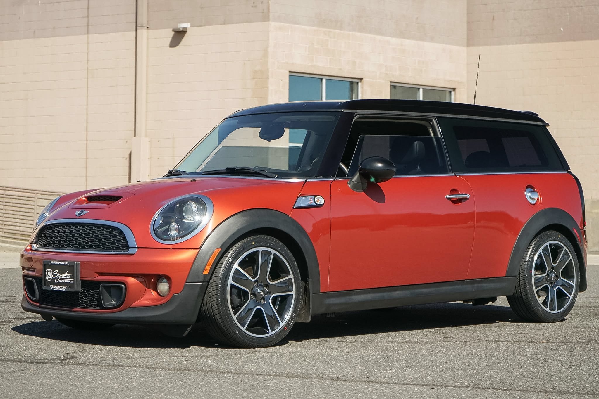 Used 2014 MINI Cooper Clubman S FWD image 2