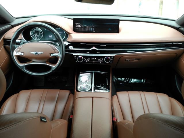 Used 2021 Genesis G80 2.5T RWD image 3