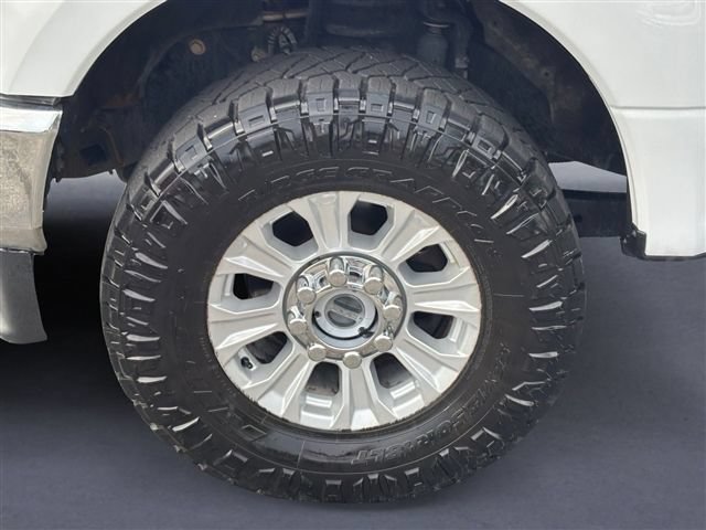 Used 2021 Ford F250 XLT w/ XLT Value Package AWD/4WD image 12