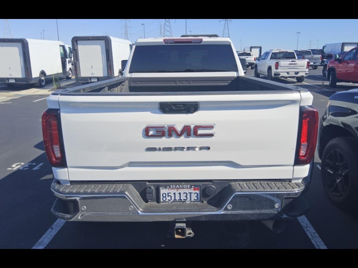 Used 2023 GMC Sierra 3500 Pro w/ Gooseneck/5TH Wheel Package AWD/4WD image 8
