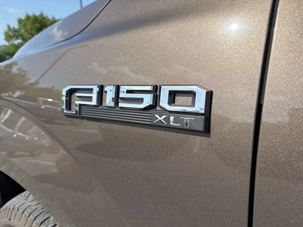 Used 2017 Ford F150 XLT w/ Max Trailer Tow Package AWD/4WD image 16