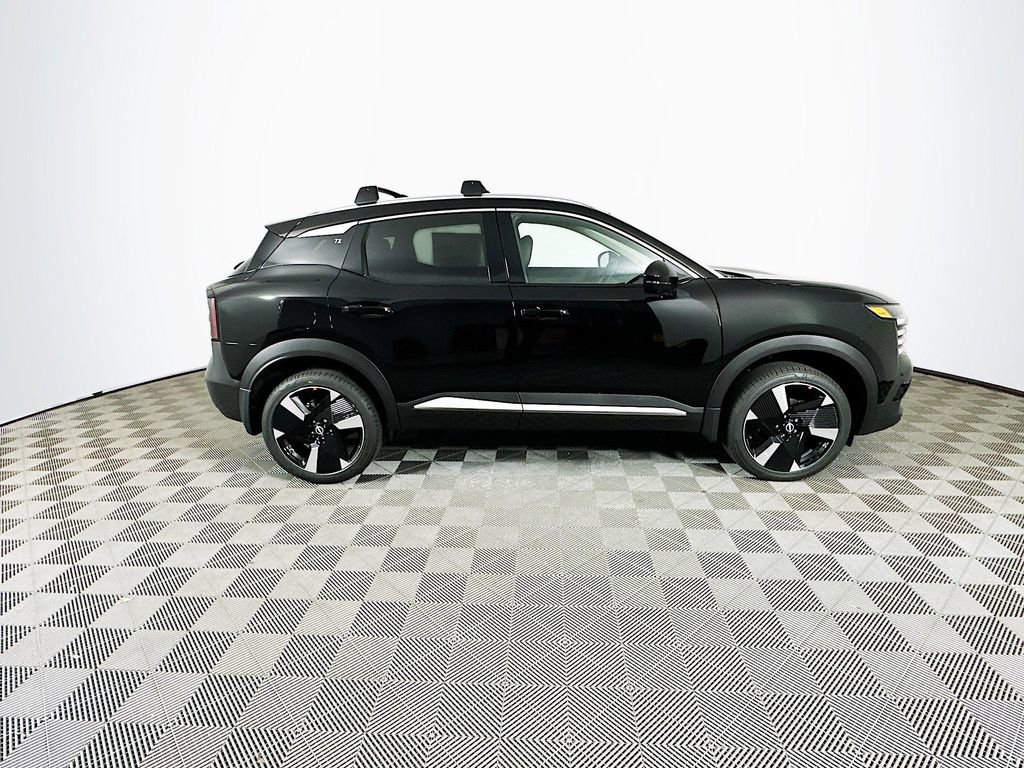 New 2026 Nissan Kicks SR w/ Cold Weather Package image 11