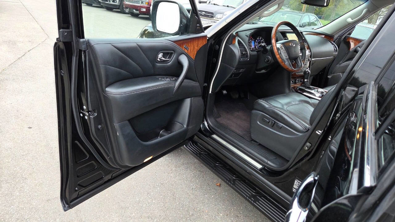 Used 2017 INFINITI QX80 4WD w/ Deluxe Technology Package image 29