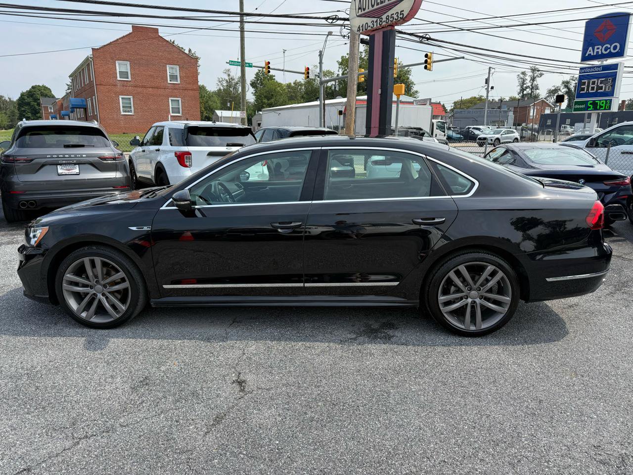 Used 2017 Volkswagen Passat 1.8T R-Line FWD image 10