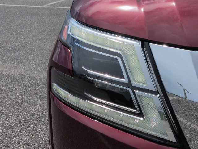 Used 2022 Nissan Armada Platinum w/ Captain's Chairs Package AWD/4WD image 10
