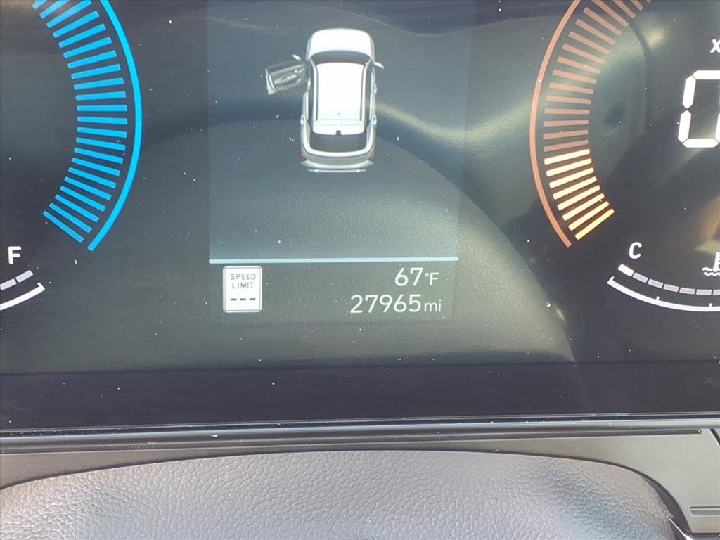 Certified 2025 Hyundai Kona SEL image 16